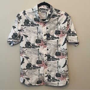 American Legacy We the People Men's Short Sleeved Button Down Small Patriotic
